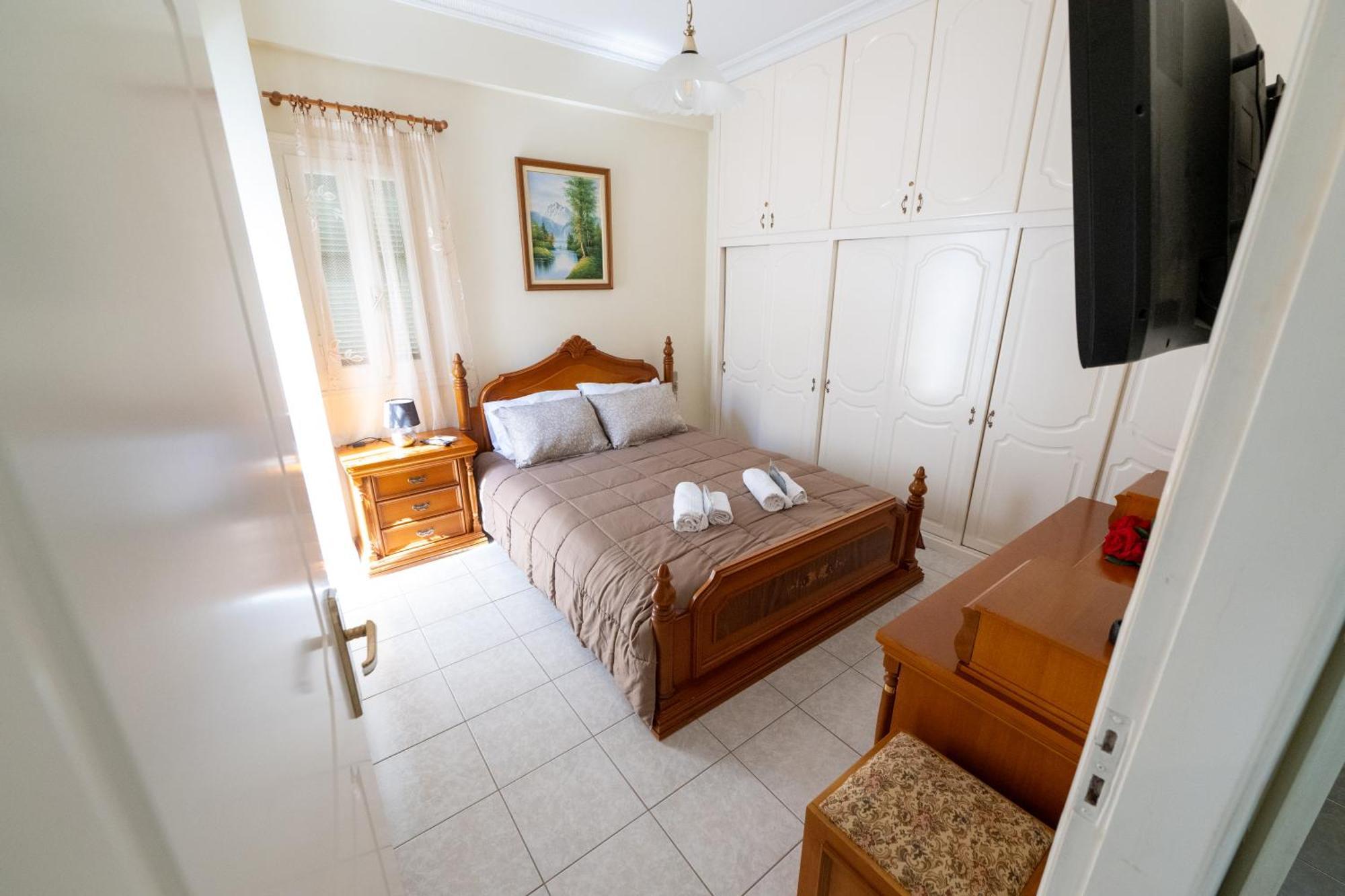 Mando Patrasso - Classical Apartment In The Center Of Patras With Free Parking エクステリア 写真
